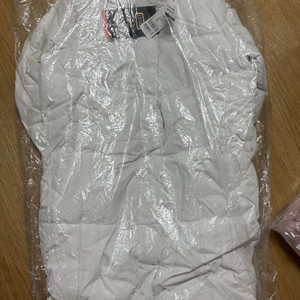 Guess LA-CA 여성 구스다운 패딩 새상품