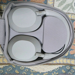 소니 WH-1000XM5 헤드폰