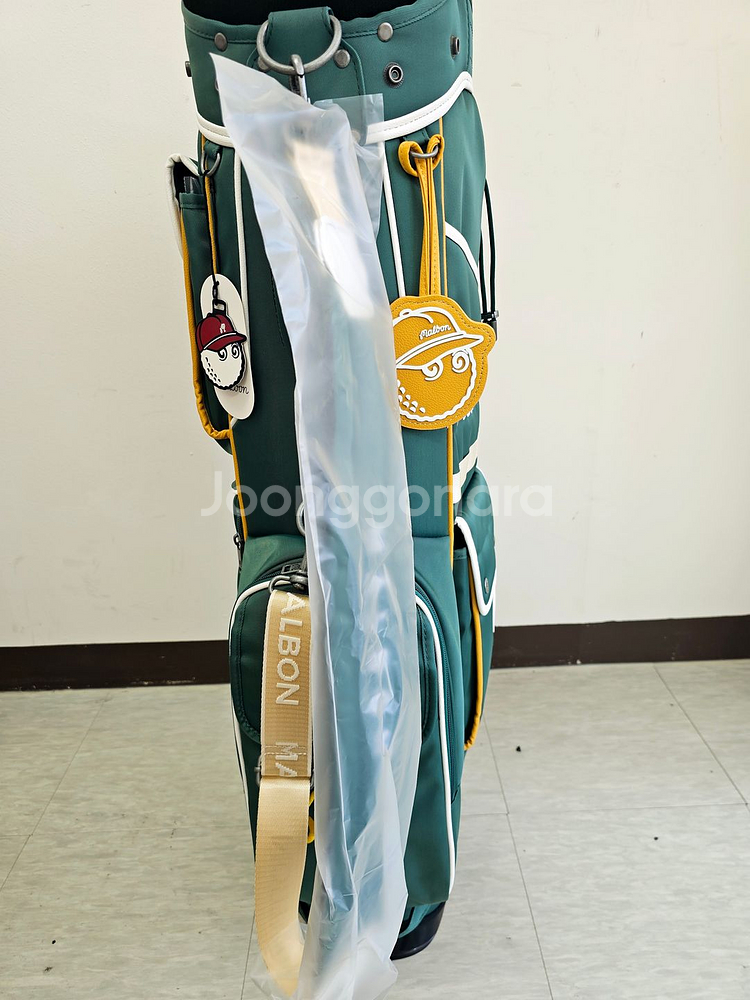 말본 멀티포켓 경량 스탠드백 그린--4