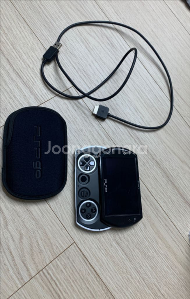 소니 PSP GO 상태 좋은 기기 팝니다.--0