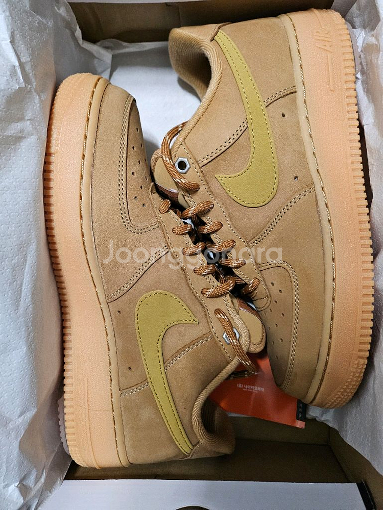 나이키 된장포스 255사이즈 새상품팝니다--0