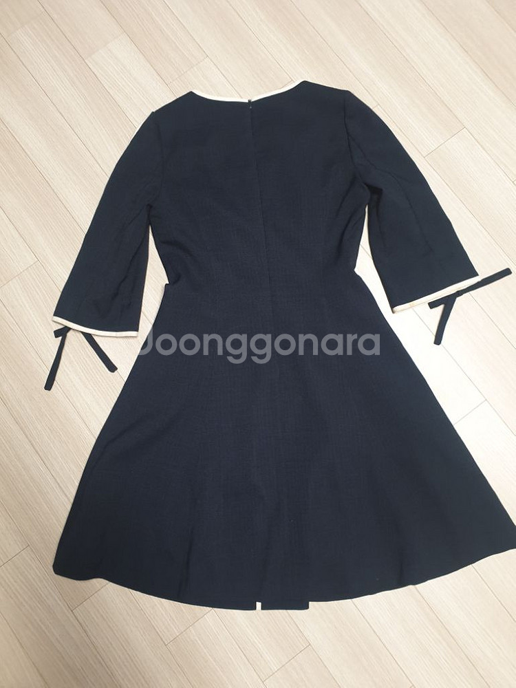 린(LYNN) 7부 A라인 원피스 깨끗한옷--2