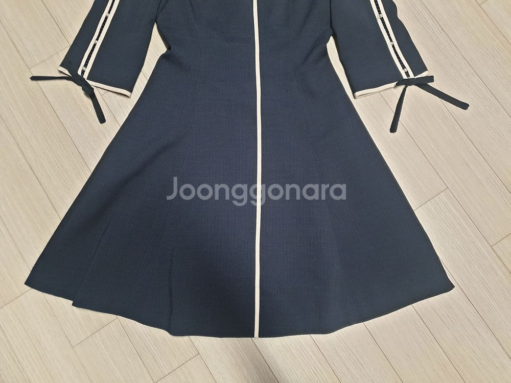 린(LYNN) 7부 A라인 원피스 깨끗한옷--5