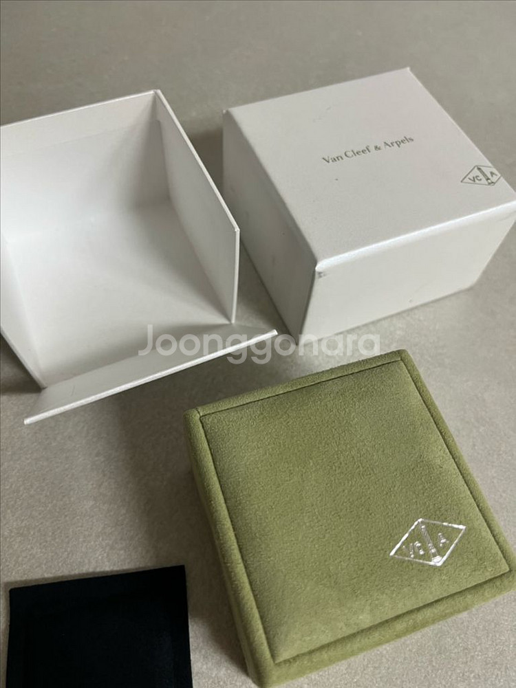 정픔 반클리프 빈티지목걸이케이스--5