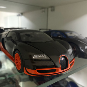 1:18 오토아트 부가티 베이론 다이캐스트