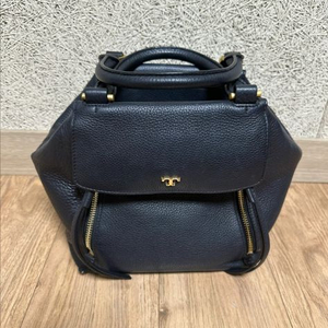 토리버치 하프문 토드백