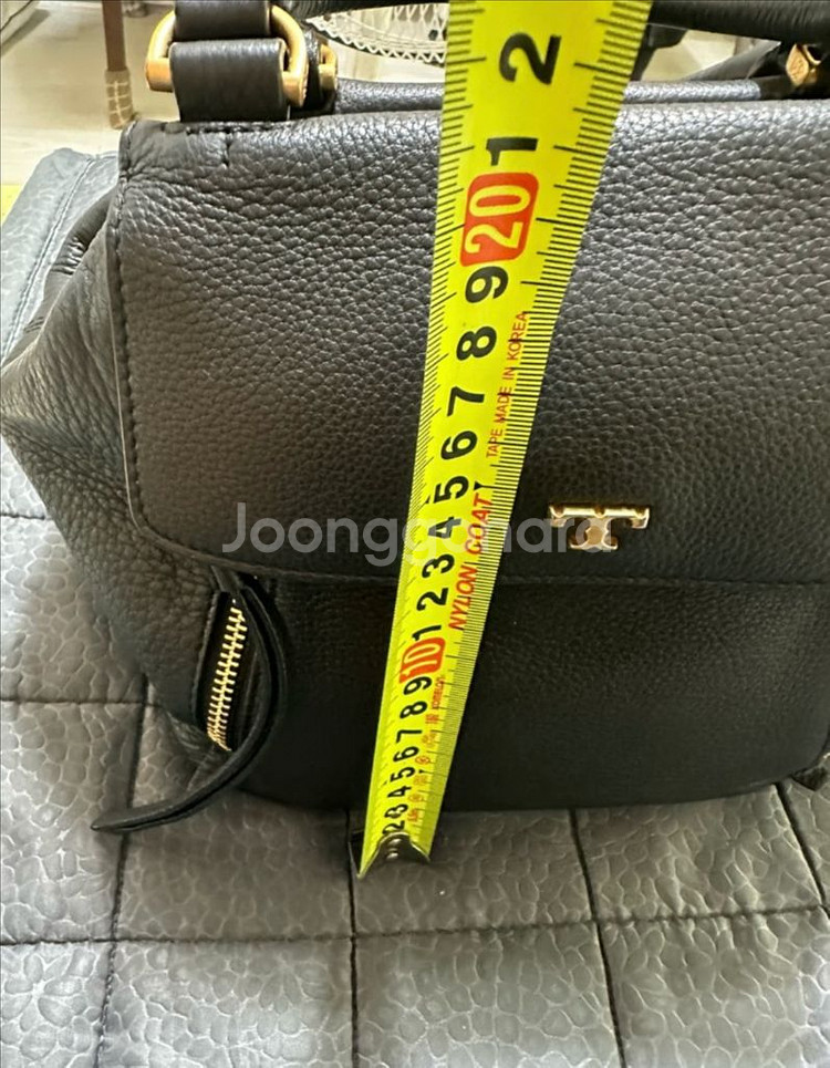 토리버치 하프문 토드백--8