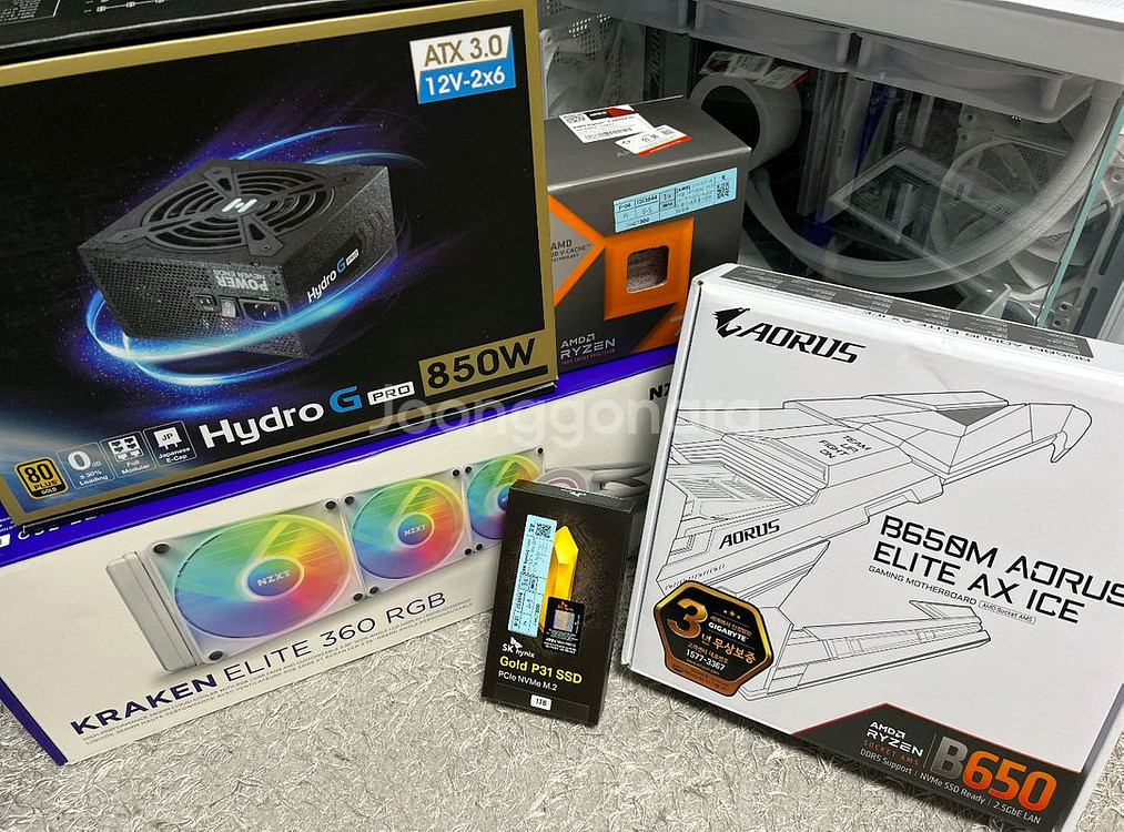 7800x3d RTX 5080 ice 크라켄 화이트PC--3