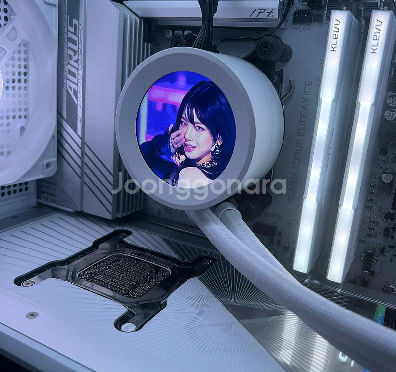 7800x3d RTX 5080 ice 크라켄 화이트PC--2