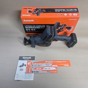 아임삭 bl18c70 정품 충전컷소 BL 목재철재컷소