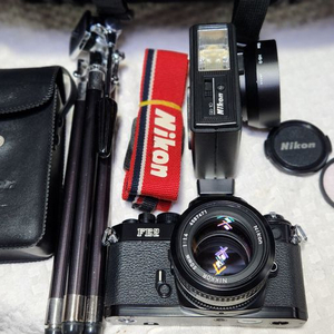 NIKON FE2(블랙A급), LR44 2개전기능정상,