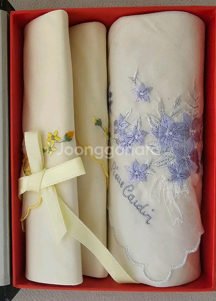 피에르 가르뎅 여성손수건 2p세트 새상품--1