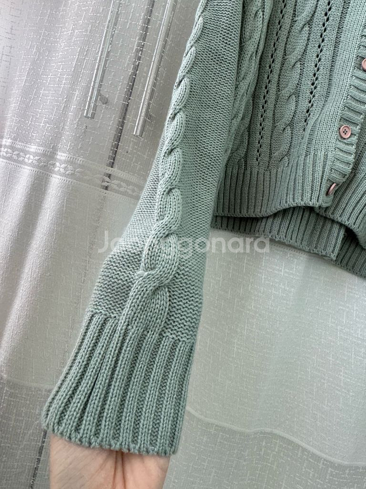 민트색 꽈배기 니트 가디건 거의새옷--6