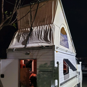 트럭용 캠퍼 캠핑박스 이미지