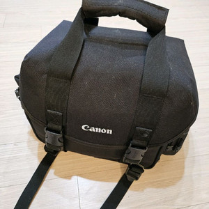 캐논650d .조명.삼각대.렌즈