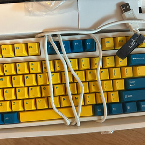 레오폴드 FC750RBT 스웨디시 청축