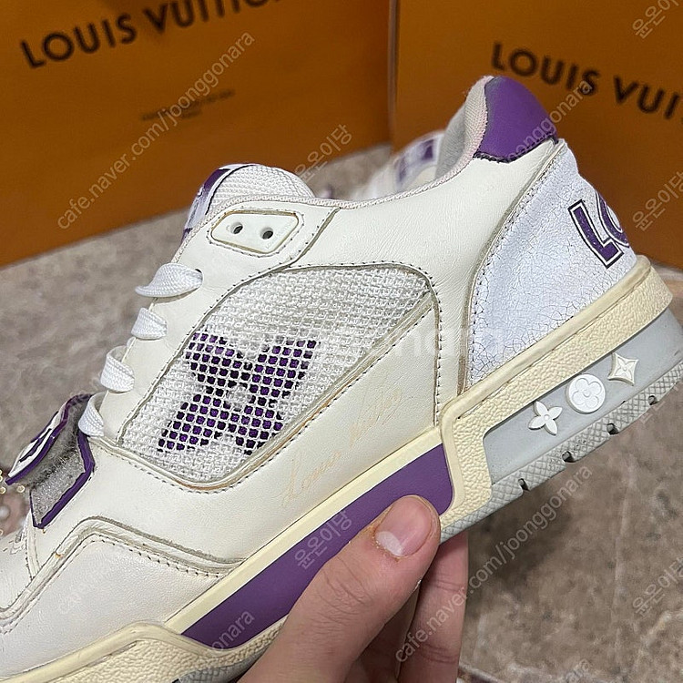 [7사이즈] 루이비통 벨크로 트레이너--1