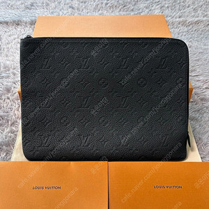 [풀구성] 루이비통 토뤼옹 에튀 보야주 클러치 MM