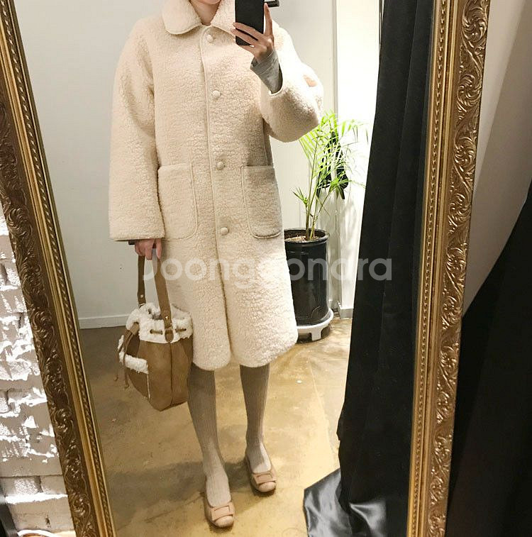 (새상품) 뽀글이 롱코트 팝니다--1