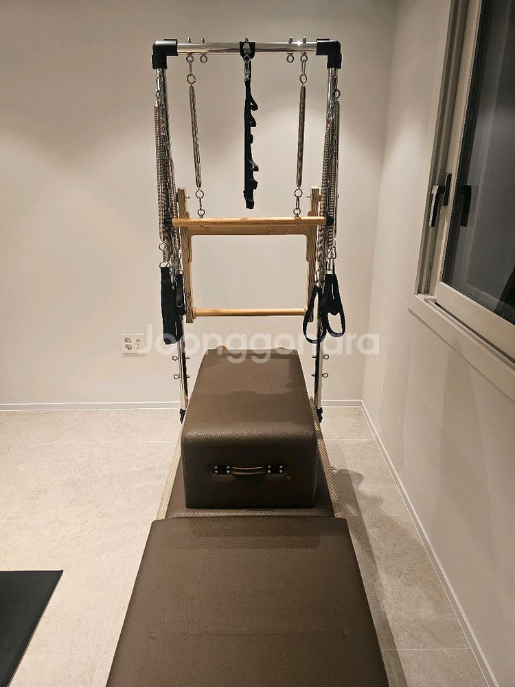 모션케어 콤비리포머 판매합니다.--1