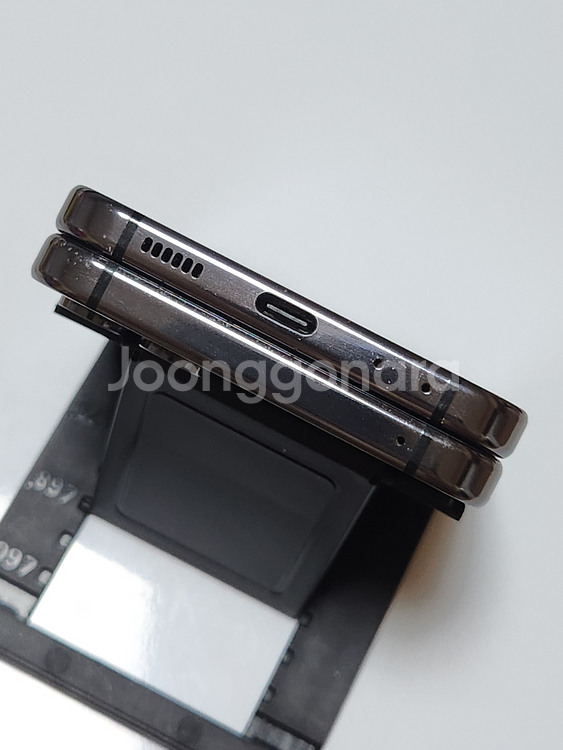 갤럭시Z플립5 512G 무잔상 블랙 55927--6