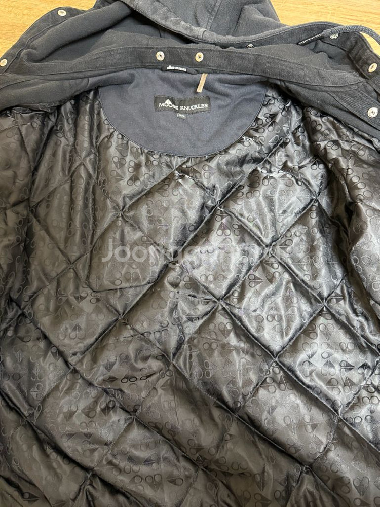 무스너클 버니스웨터--5