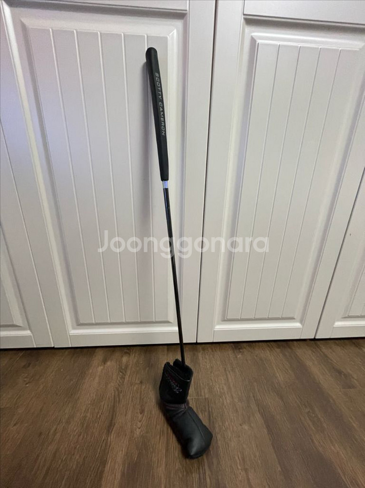 스카티카메룬 트리플블랙 한정판 뉴포트2 판매합니다.--1