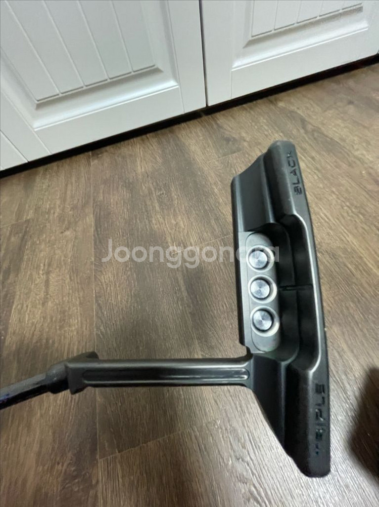 스카티카메룬 트리플블랙 한정판 뉴포트2 판매합니다.--7