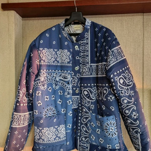 개피탈 반다나 경량 패딩