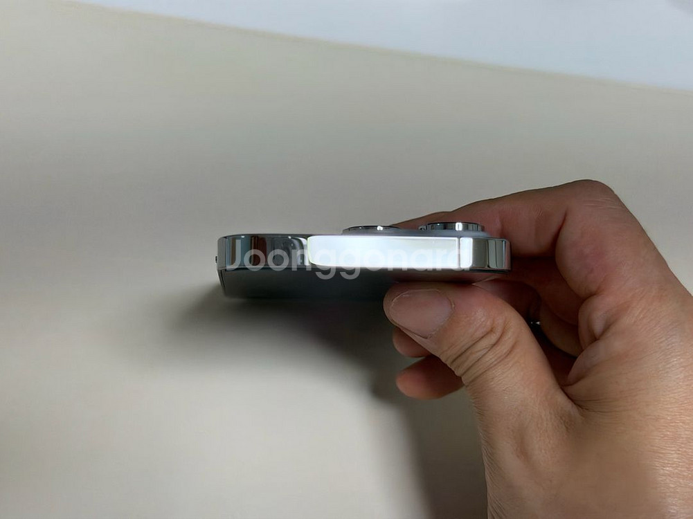 아이폰 14프로 실버 256 홍콩판--5