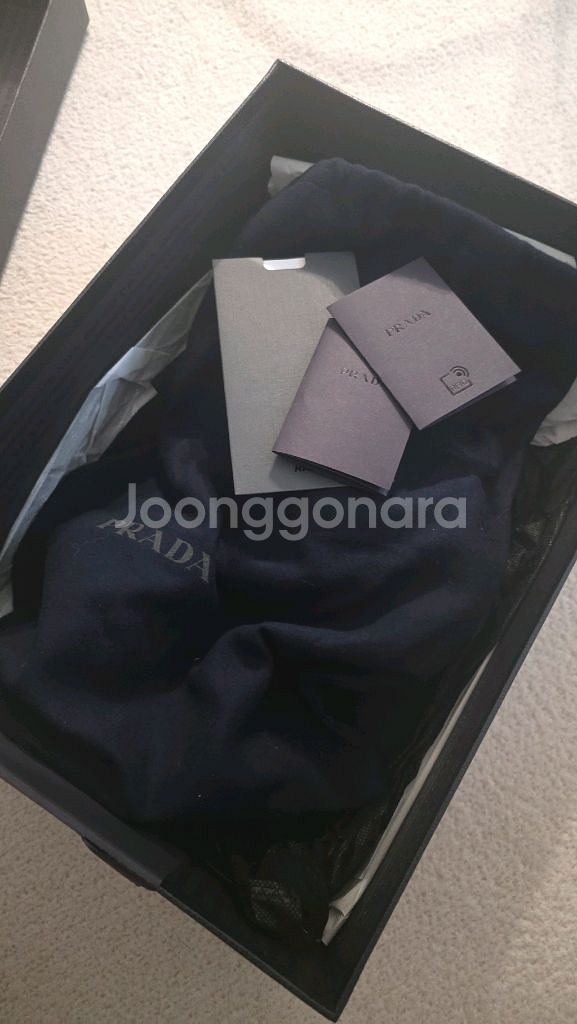 프라다 초콜릿 브러쉬드 레더 로퍼uk6사이즈--3