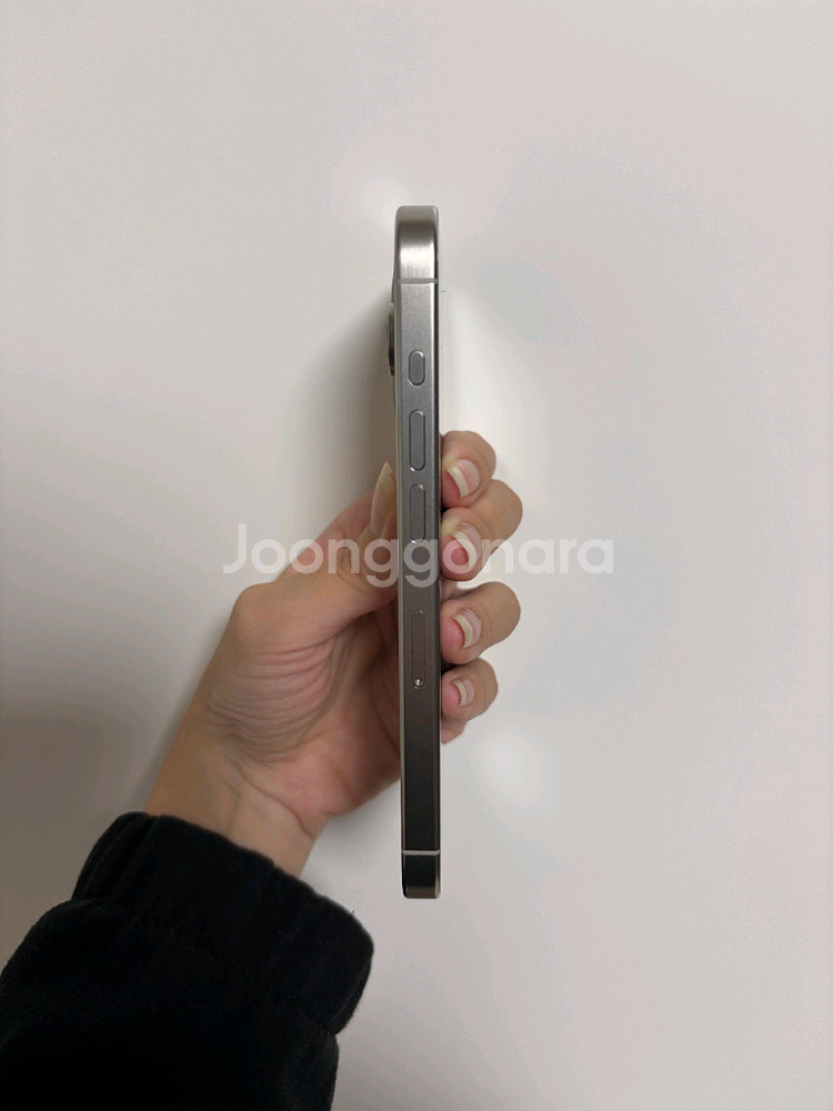 아이폰 15 Pro 128g 화이트 색상 판매합니다--3
