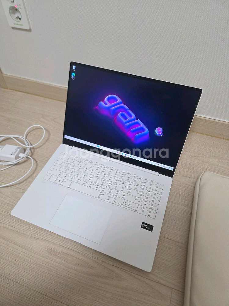 LG 그램프로 2024 울트라5 16Z90SP 판매합니--2