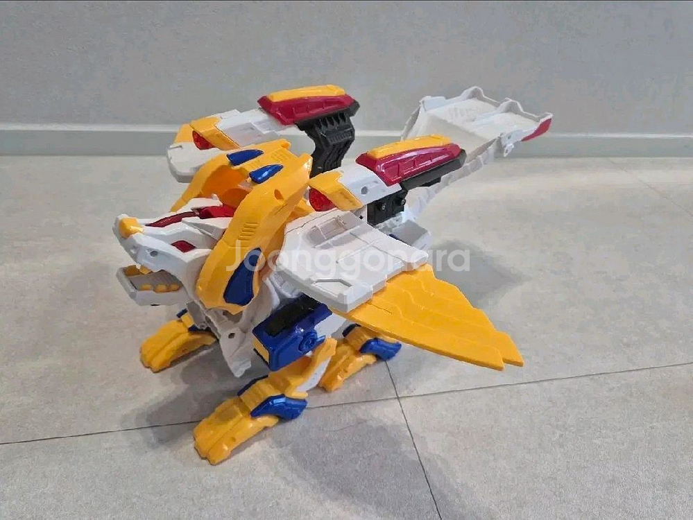 터닝메카드 윙라이온 2단 자동변신 A급--0