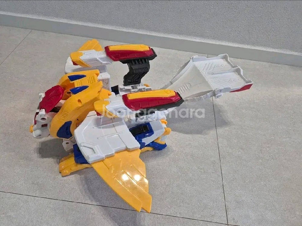 터닝메카드 윙라이온 2단 자동변신 A급--8