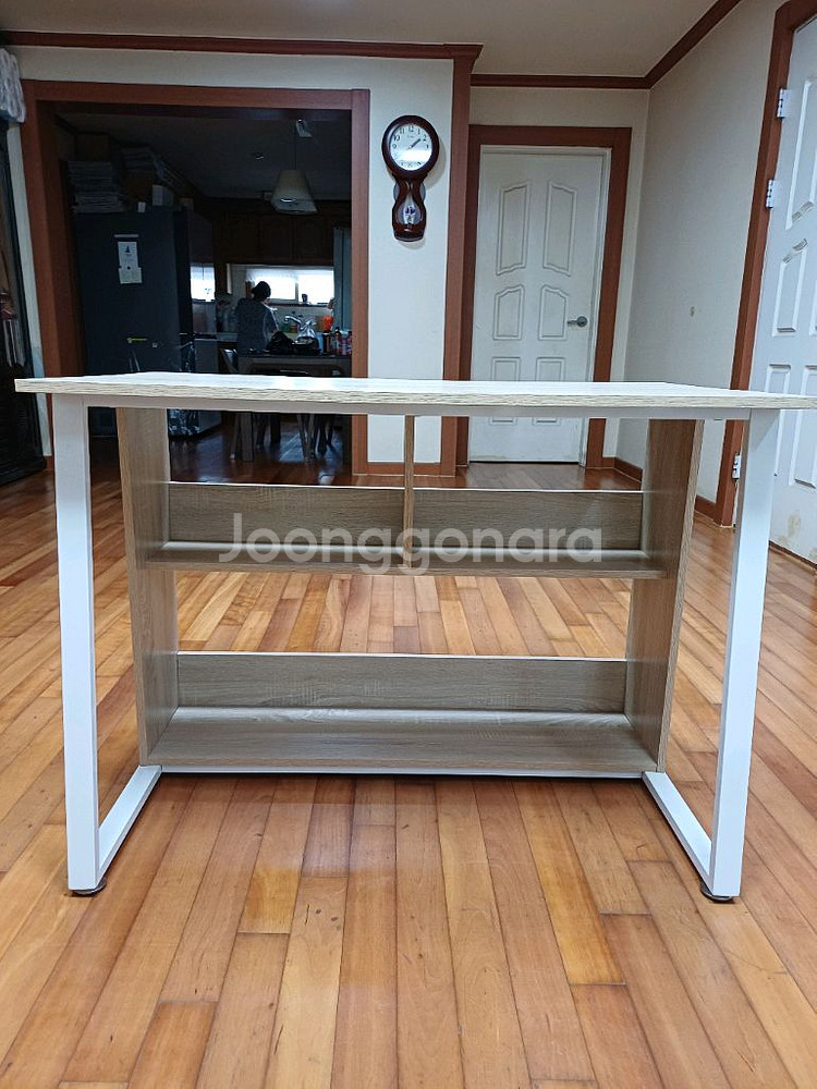 튼튼한 하단 선반형 우드 멀티 책상 저렴하게 드립니--6