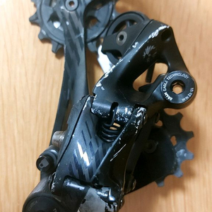 스램 이글 X01 12단 드레일러