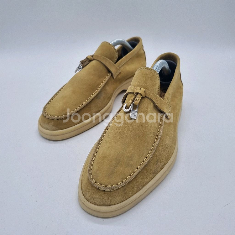 로로피아나 썸머 참 워크 스웨이드 카프스킨 이집트 락--0