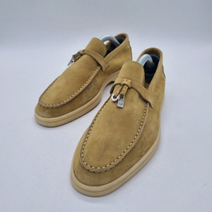 로로피아나 썸머 참 워크 스웨이드 카프스킨 이집트 락