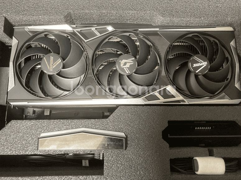 컬러풀 RTX4090 불칸 RTX 4090 24GB--1