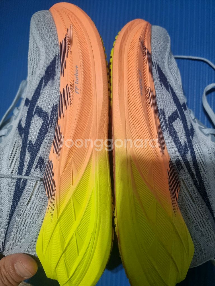 아식스 슈퍼블라스트2 파리 런닝화 225--2