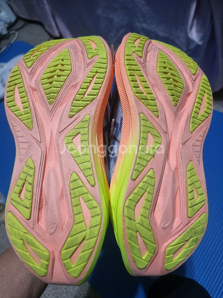 아식스 슈퍼블라스트2 파리 런닝화 225--7