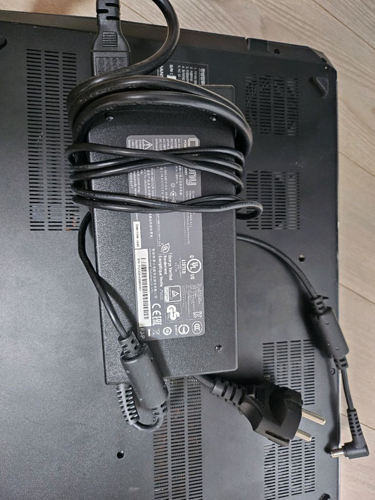 한성 보스몬스터 게이밍노트북E54.부품.수리용--6