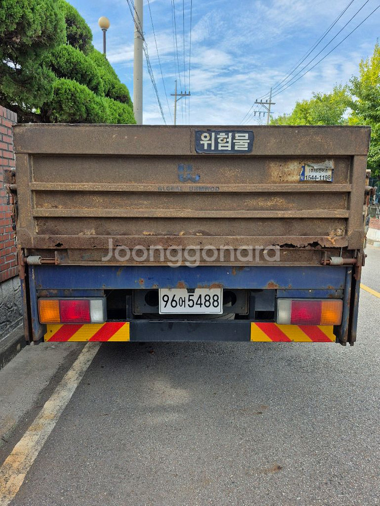 메가트럭 235마력 중축 팝니다--3
