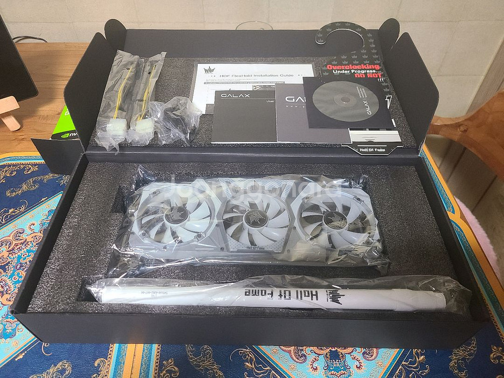 갤럭시 1070ti hof 팝니다--1