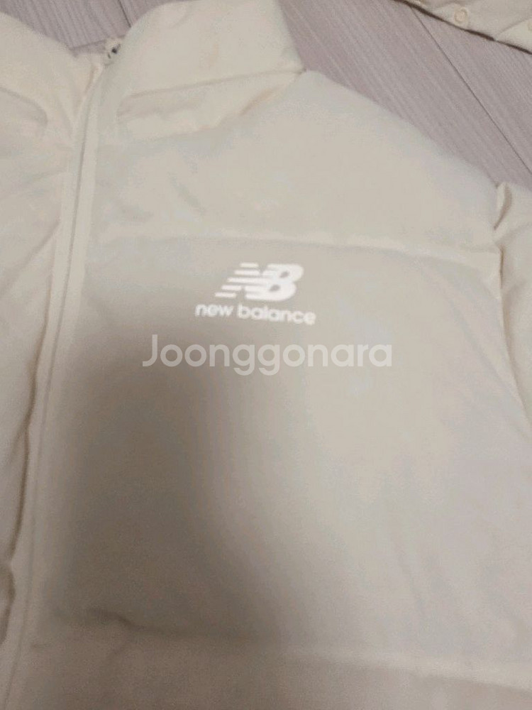 뉴발란스 숏패딩--1