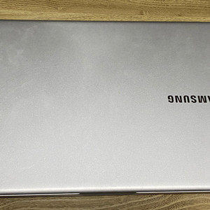 삼성 노트북 NT951XBE 모델입니다