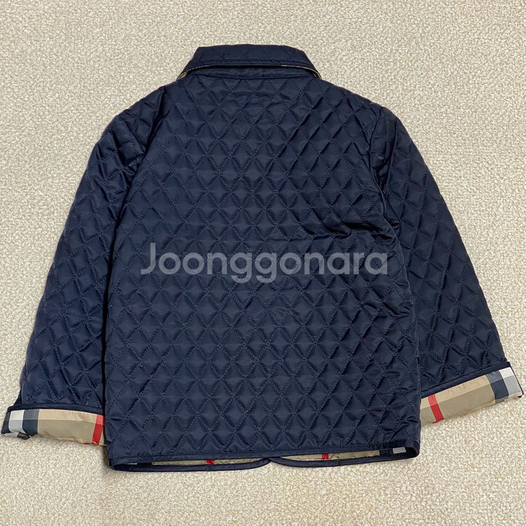 (정품) 버버리 키즈 네이비 퀄팅 패딩 3Y--3