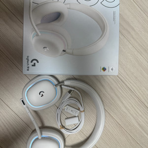 로지텍 G735 오로라컬렉션 게이밍 헤드셋 판매합니다