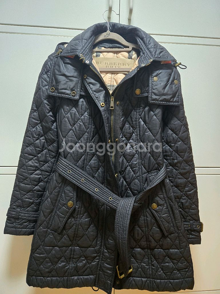 버버리 경량 퀼팅패딩--0